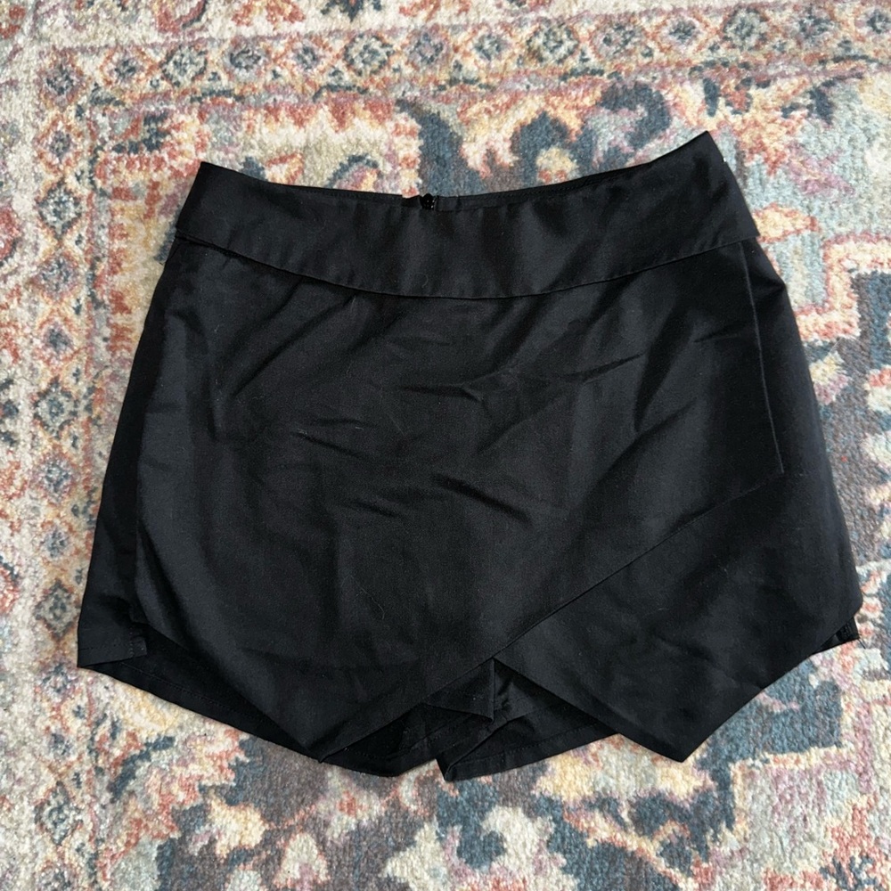 Black Charles Richards shorts